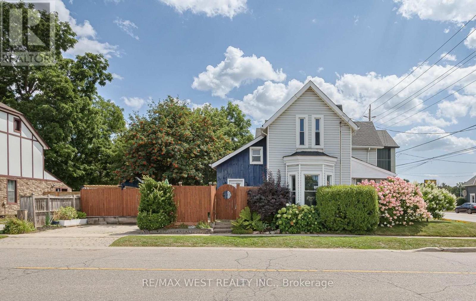 37 Main Street N, Halton Hills, Ontario  L7J 1V5 - Photo 38 - W13699644
