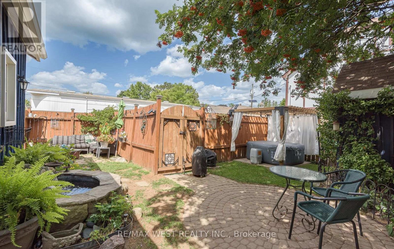 37 Main Street N, Halton Hills, Ontario  L7J 1V5 - Photo 43 - W13699644