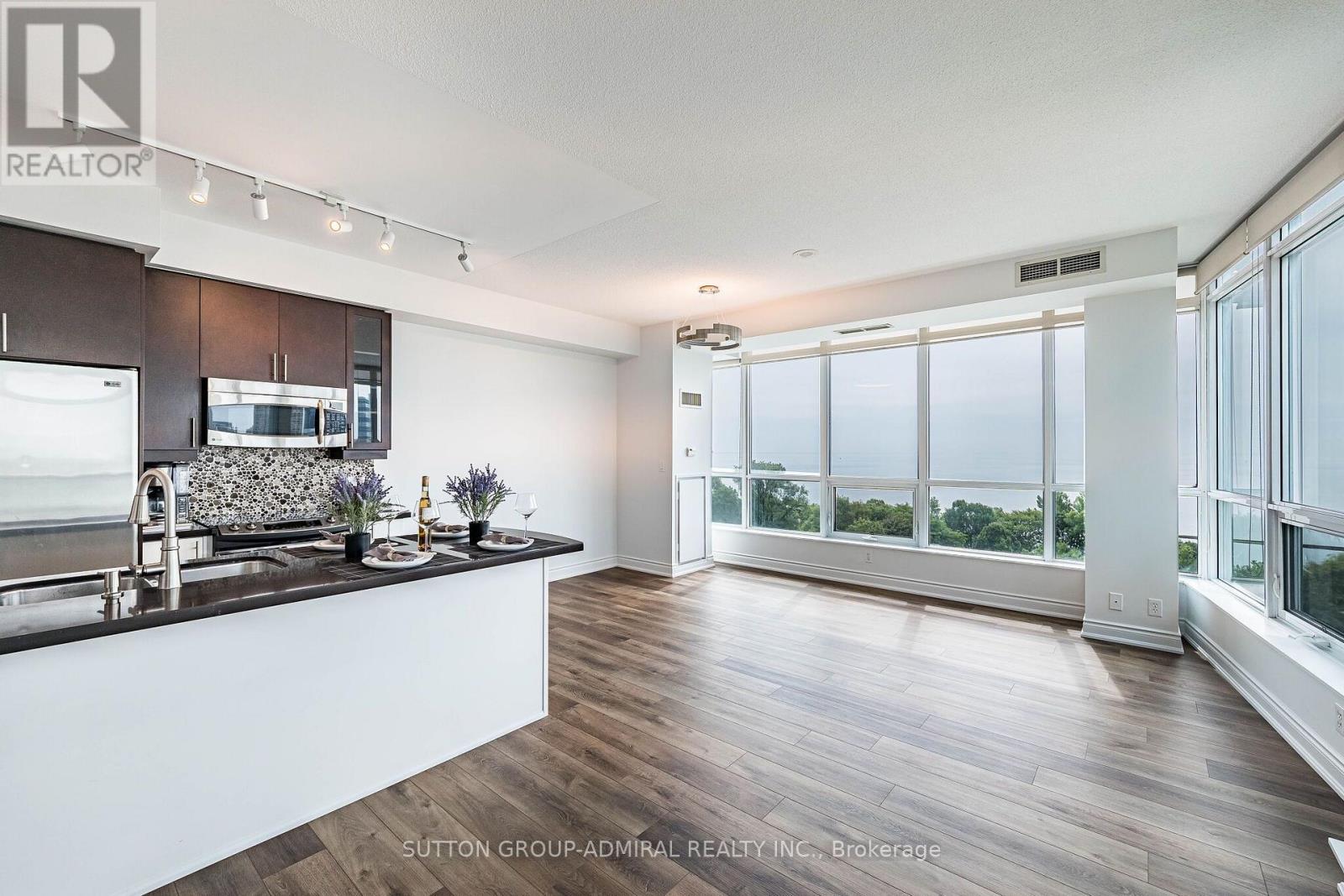 803 - 1900 Lake Shore Boulevard W, Toronto, Ontario  M6S 1A4 - Photo 10 - W13699650