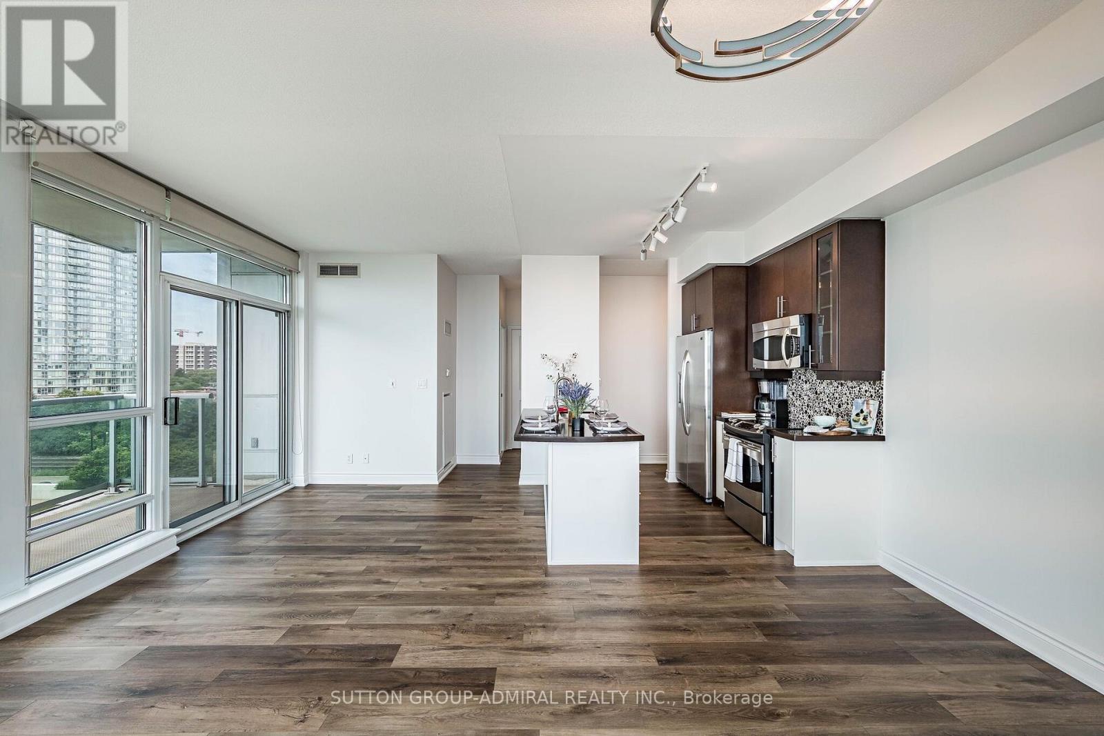 803 - 1900 Lake Shore Boulevard W, Toronto, Ontario  M6S 1A4 - Photo 12 - W13699650