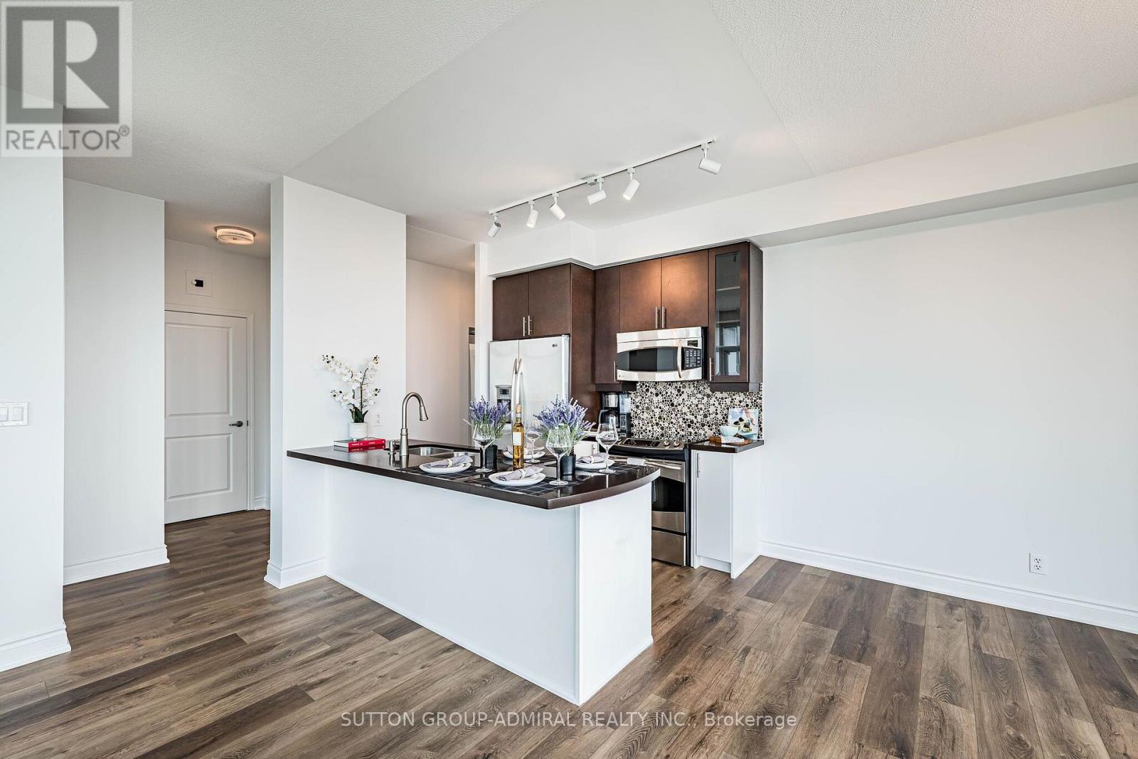 803 - 1900 Lake Shore Boulevard W, Toronto, Ontario  M6S 1A4 - Photo 19 - W13699650