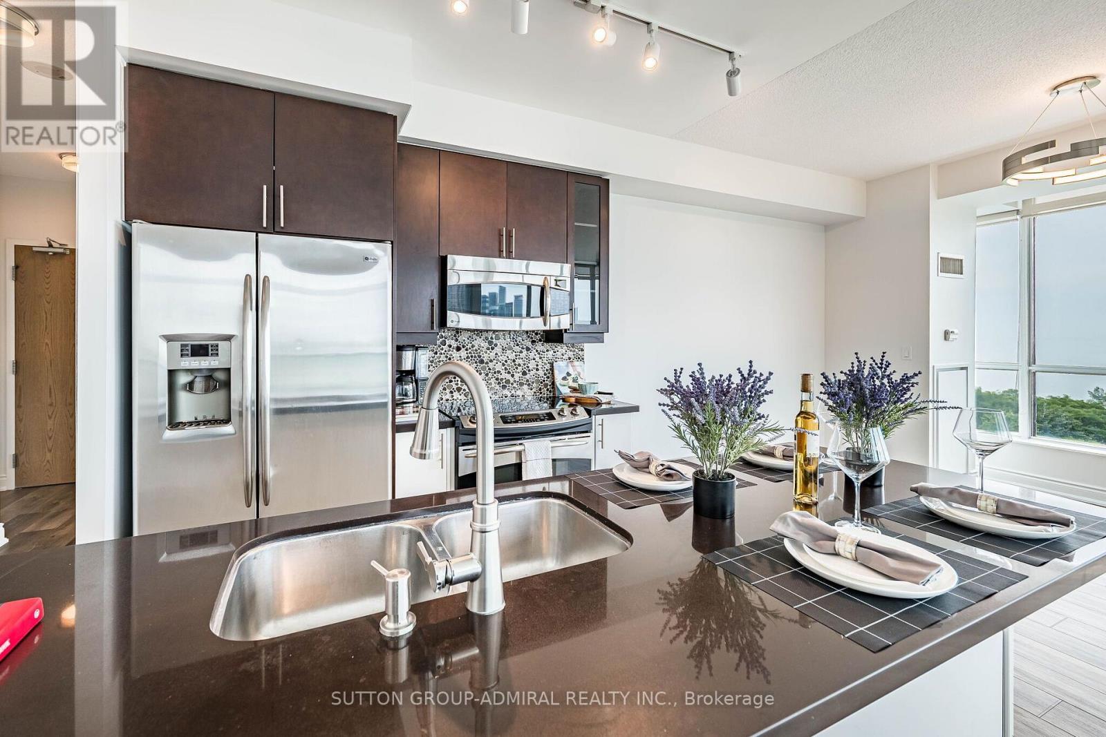 803 - 1900 Lake Shore Boulevard W, Toronto, Ontario  M6S 1A4 - Photo 24 - W13699650