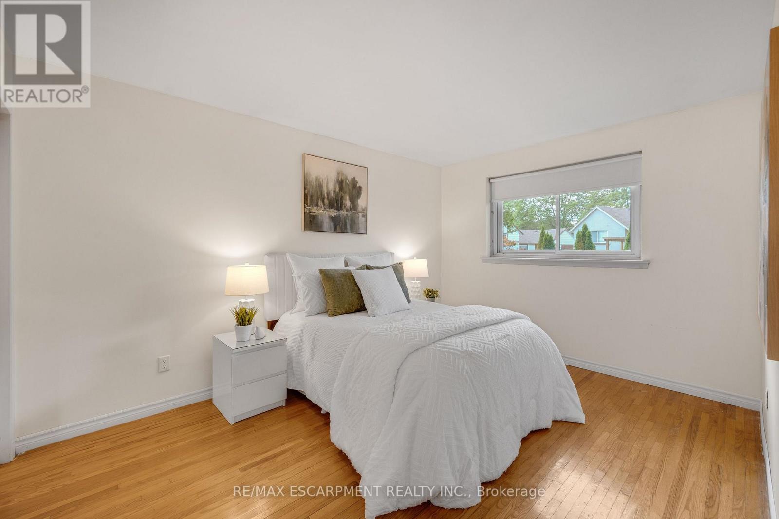5073 Queen's Court, Burlington, Ontario  L7L 3Z1 - Photo 14 - W13699654
