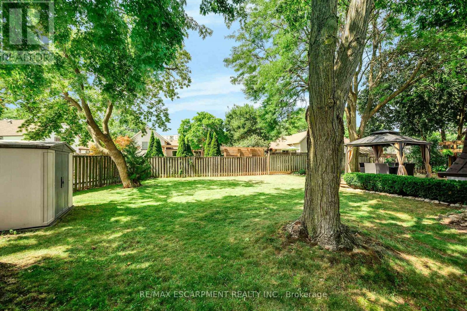 5073 Queen's Court, Burlington, Ontario  L7L 3Z1 - Photo 32 - W13699654