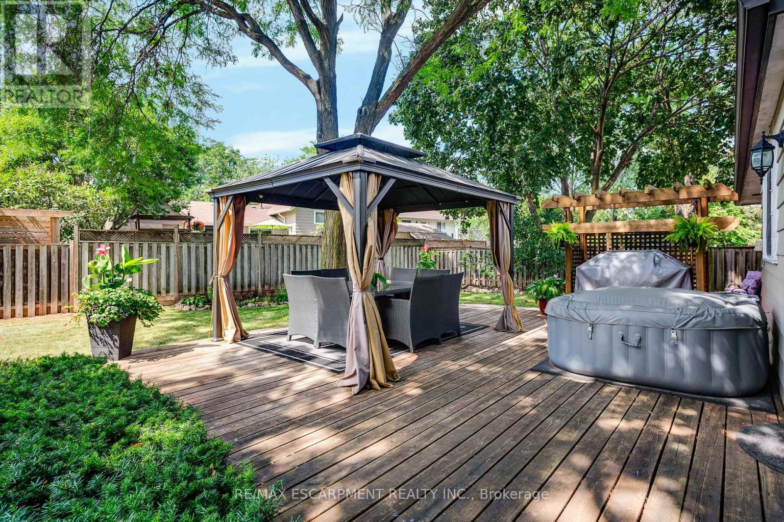 5073 Queen's Court, Burlington, Ontario  L7L 3Z1 - Photo 33 - W13699654