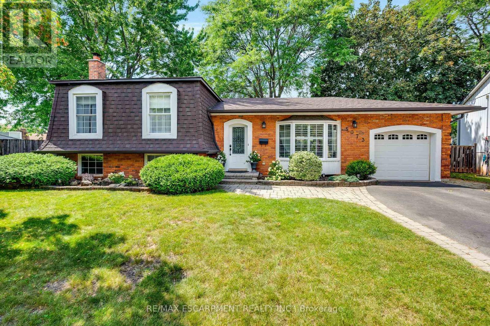 5073 Queen's Court, Burlington, Ontario  L7L 3Z1 - Photo 44 - W13699654