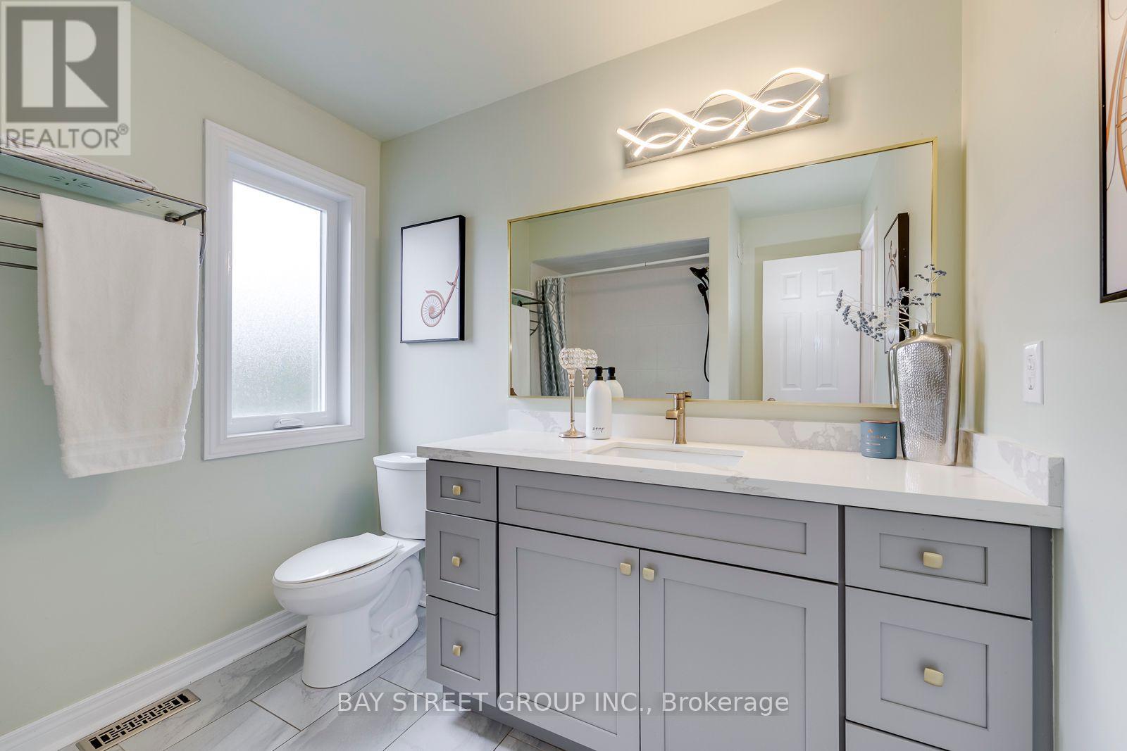 17 Inverhuron Trail, Oakville, Ontario  L6H 5Z6 - Photo 29 - W13699692