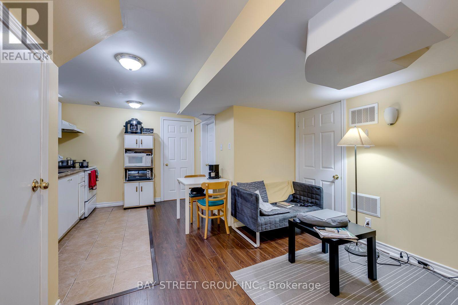 17 Inverhuron Trail, Oakville, Ontario  L6H 5Z6 - Photo 36 - W13699692