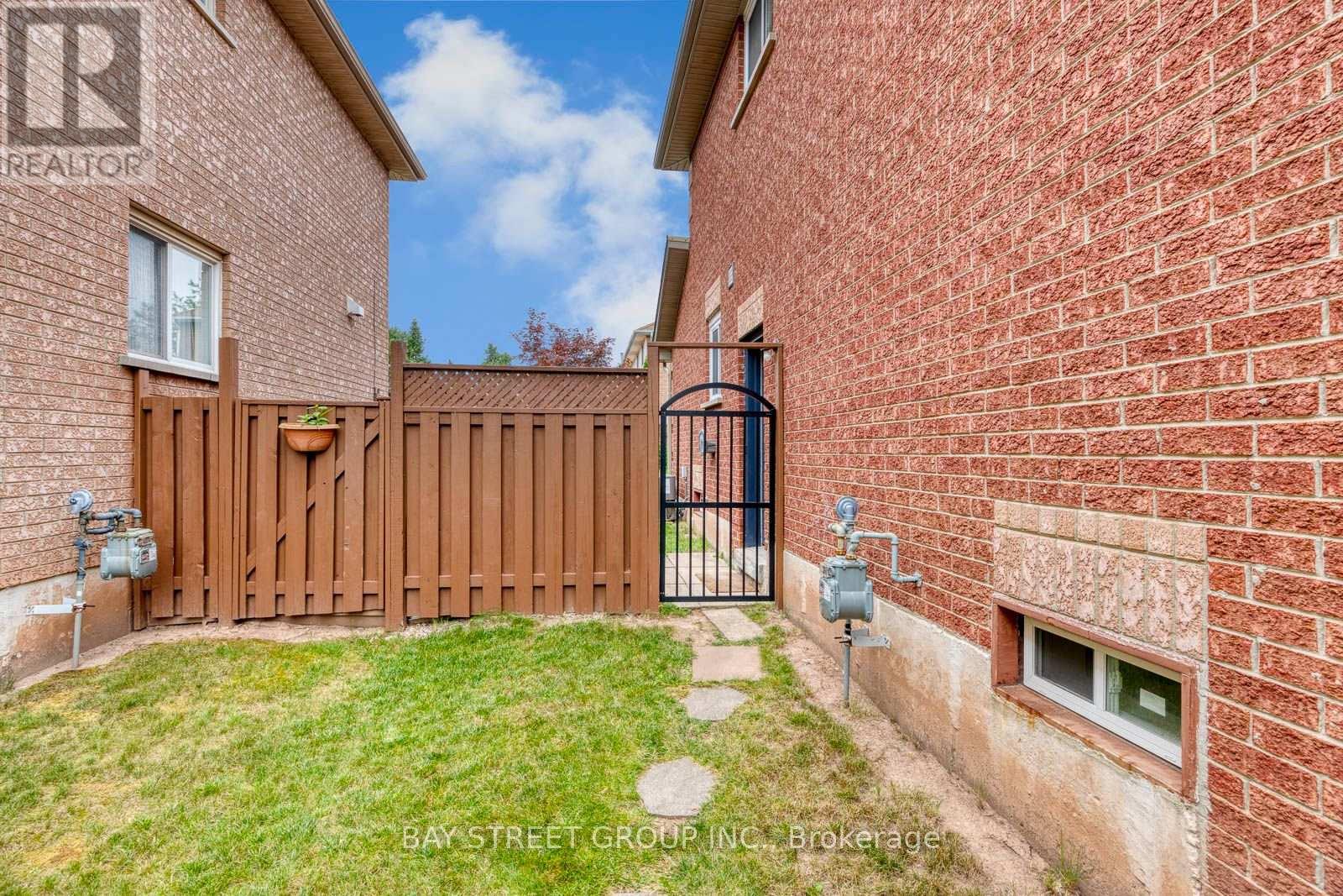 17 Inverhuron Trail, Oakville, Ontario  L6H 5Z6 - Photo 43 - W13699692