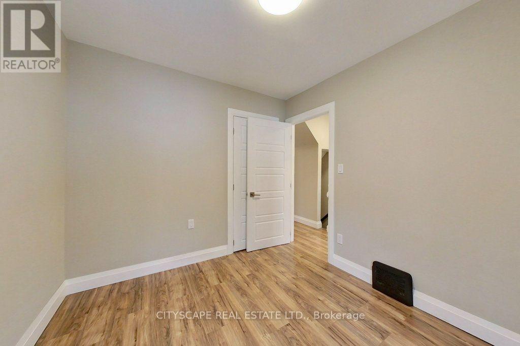 39 Holton Avenue N, Hamilton, Ontario  L8L 6H3 - Photo 14 - X13696598