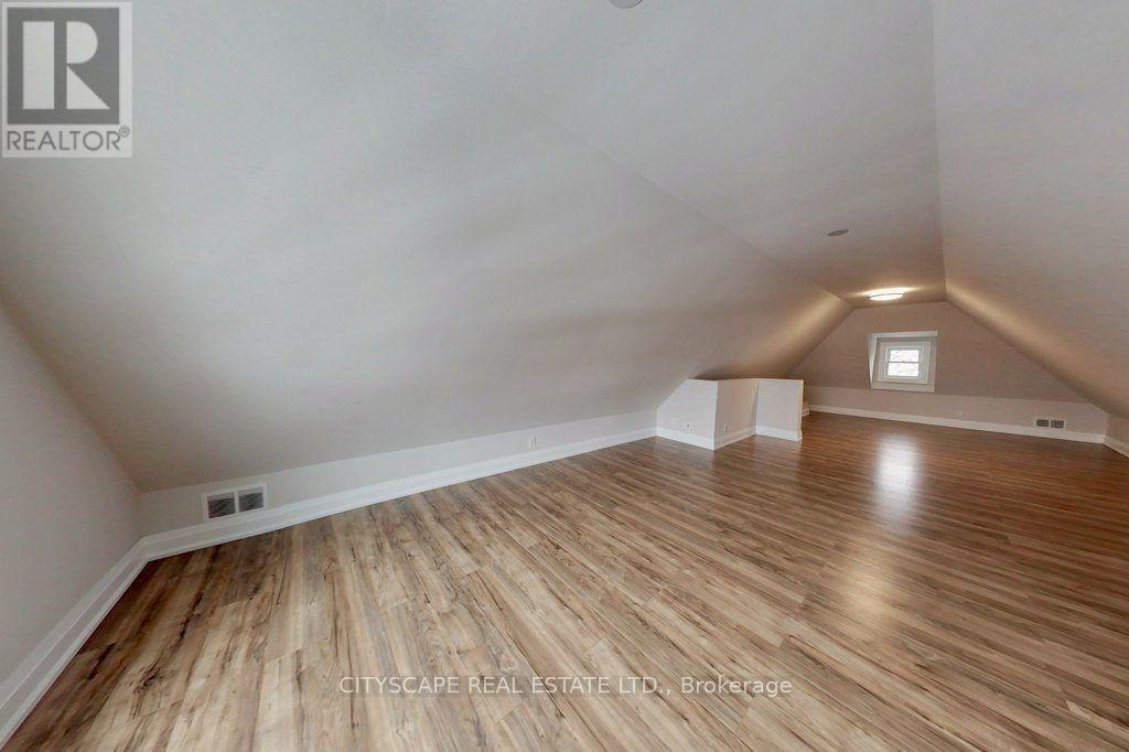 39 Holton Avenue N, Hamilton, Ontario  L8L 6H3 - Photo 18 - X13696598