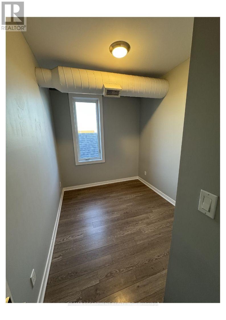 301 - 657 Barton Street E, Hamilton, Ontario  L8L 3A3 - Photo 11 - X13699420