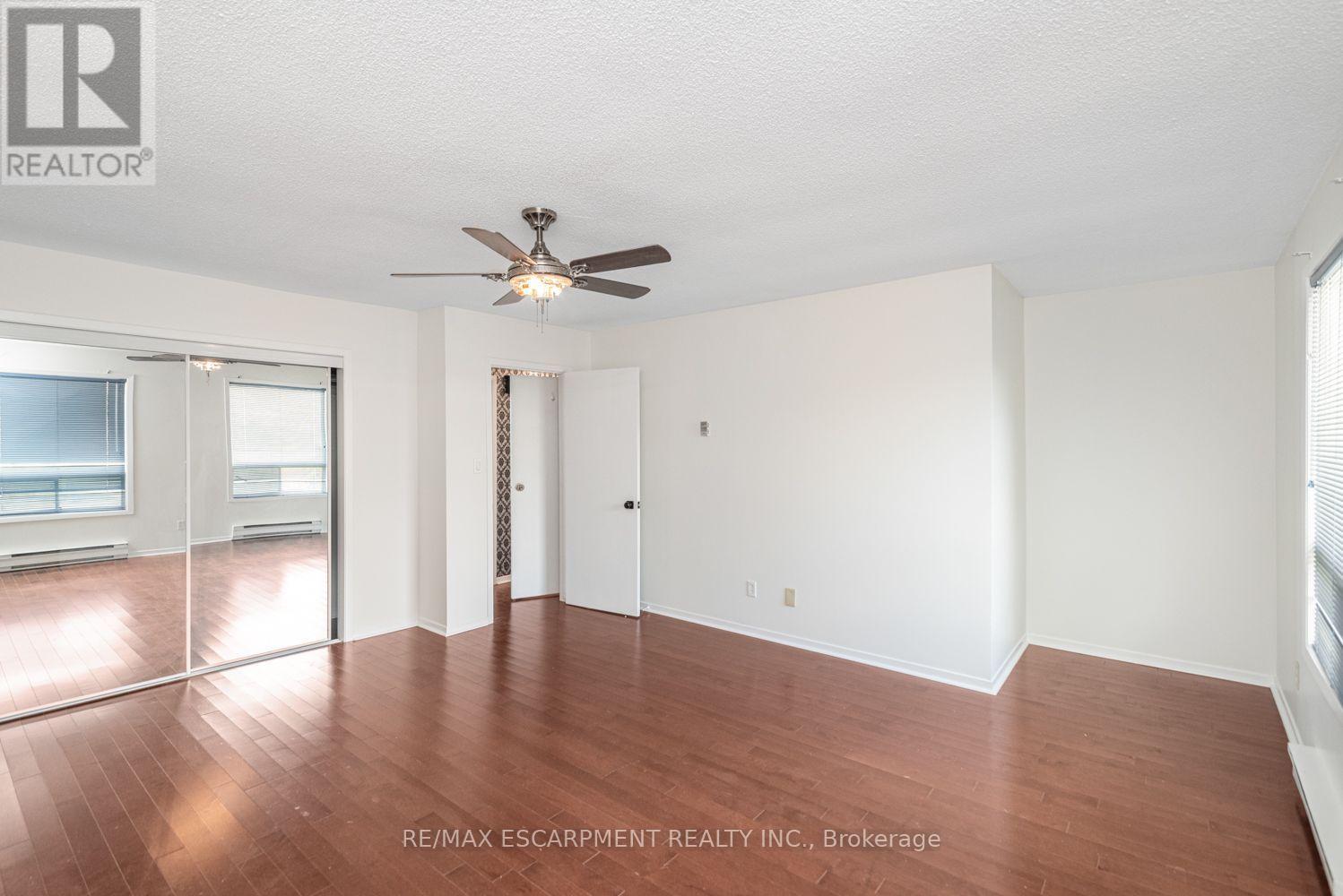 Upper - 1290 Stone Church Road E, Hamilton, Ontario  L8W 2C8 - Photo 16 - X13699522
