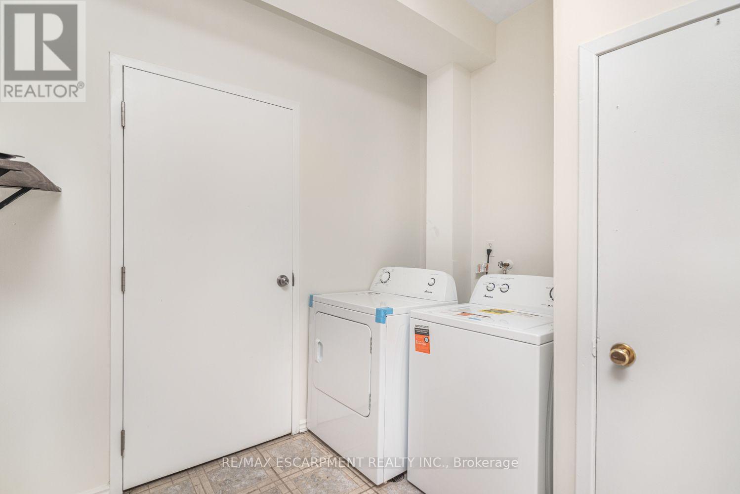 Upper - 1290 Stone Church Road E, Hamilton, Ontario  L8W 2C8 - Photo 19 - X13699522