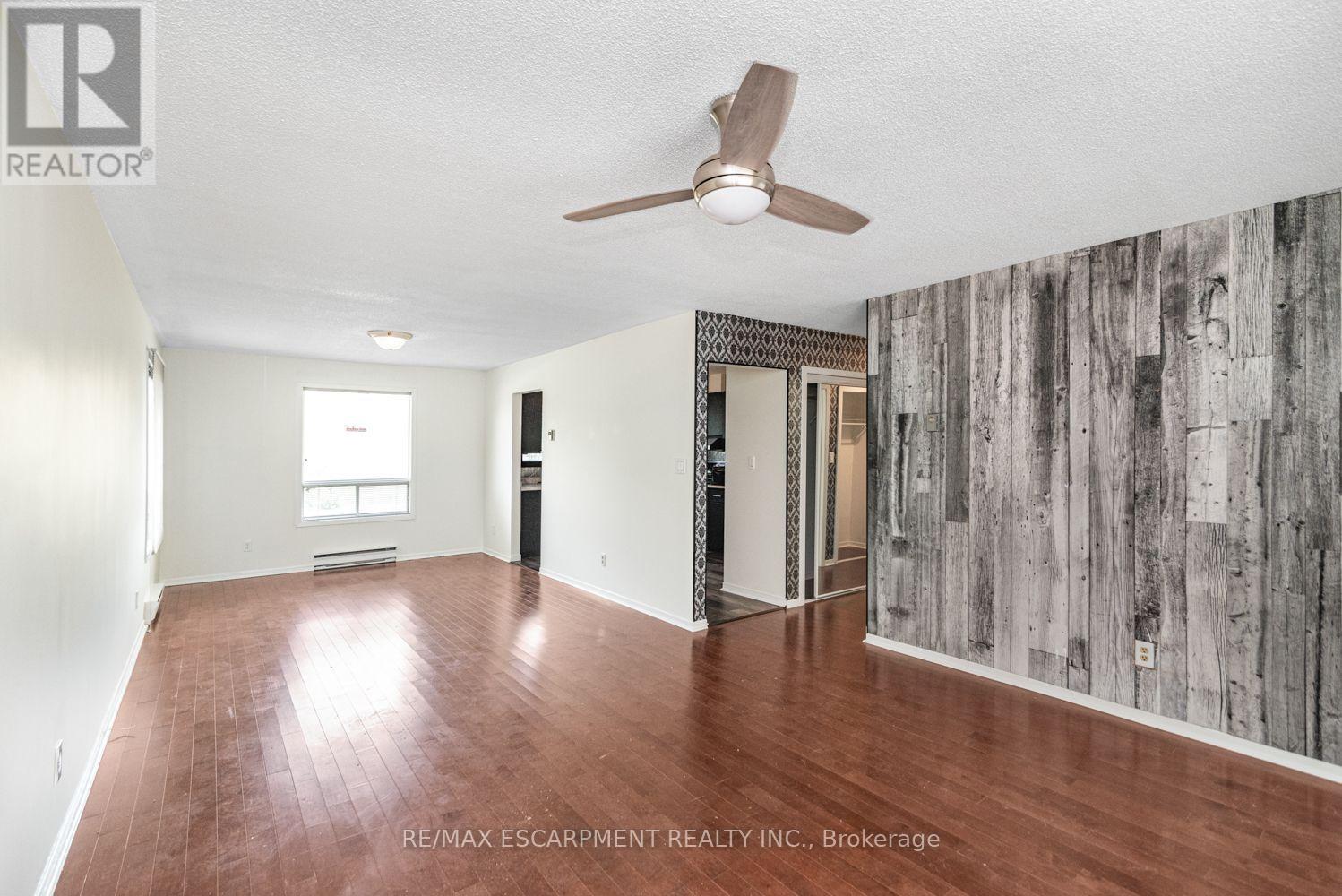 Upper - 1290 Stone Church Road E, Hamilton, Ontario  L8W 2C8 - Photo 4 - X13699522
