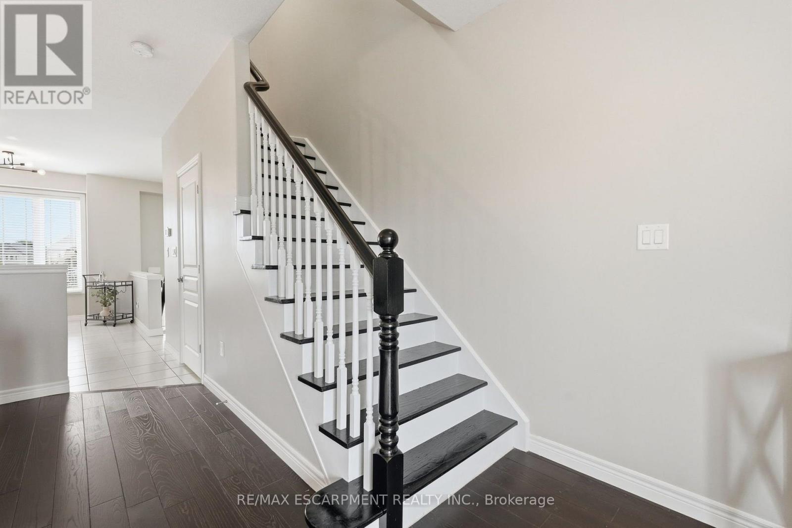 31 Edenrock Drive, Hamilton, Ontario  L8E 0G6 - Photo 18 - X13699588