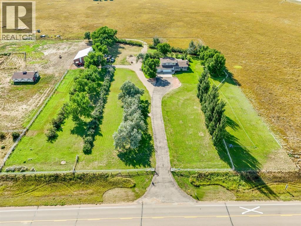 12128 Black & White Trail, Rural Cypress County, Alberta  T1A 7G5 - Photo 2 - A2338904