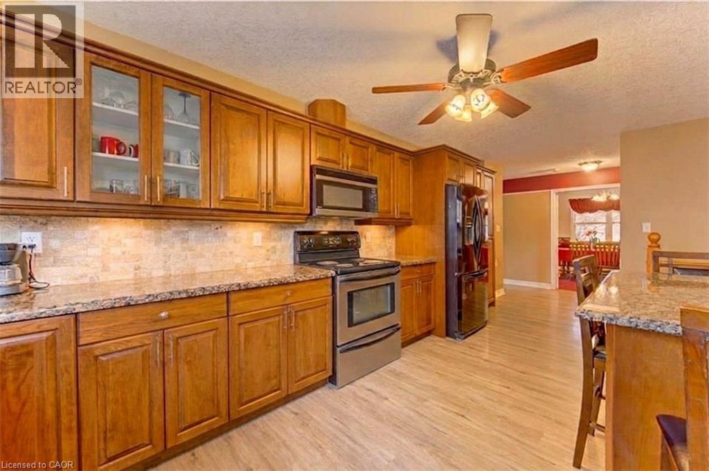 599 Coldstream Drive, Waterloo, Ontario N2V 2H3 - Photo 10 - 40855258