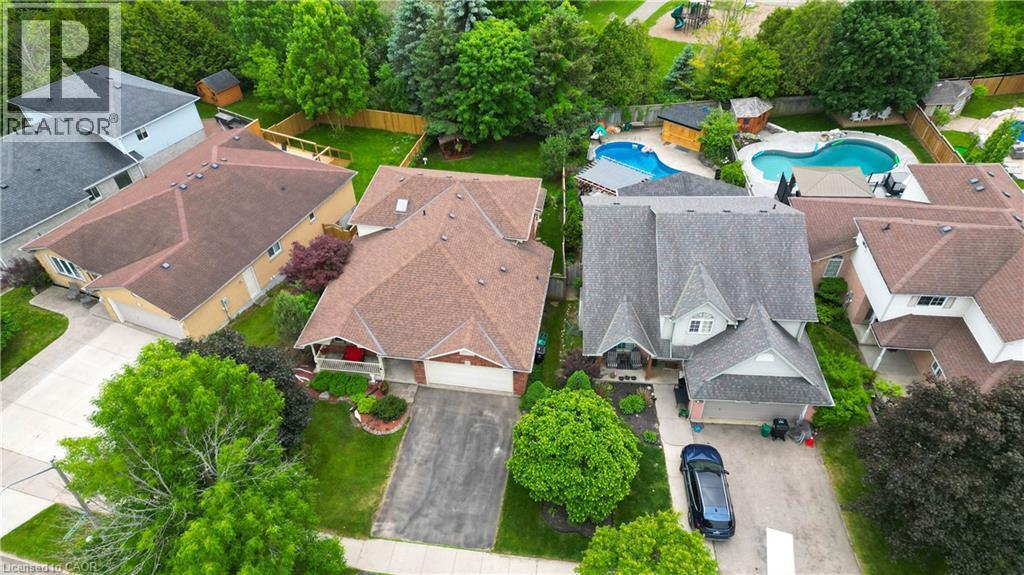 599 Coldstream Drive, Waterloo, Ontario N2V 2H3 - Photo 4 - 40855258