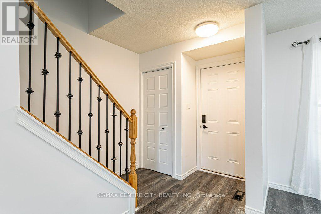 22 - 1725 Ernest Avenue, London South, Ontario N6E 2W3 - Photo 5 - X13699744