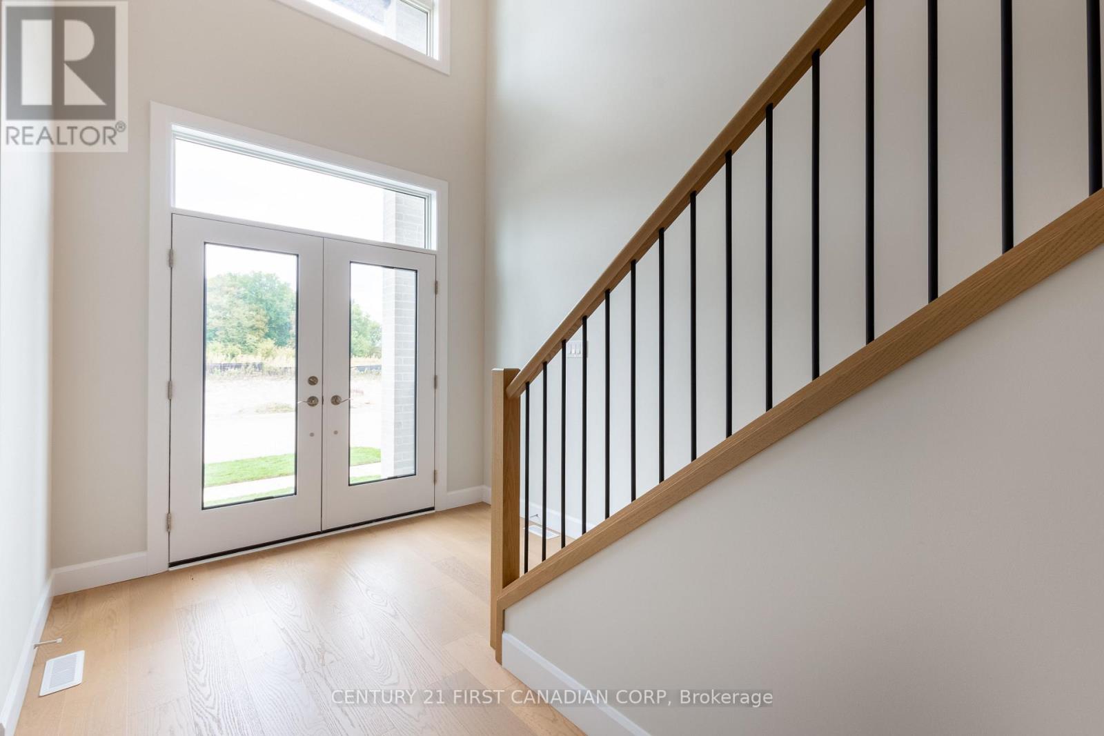6453 Royal Magnolia Avenue, London South, Ontario  N6P 0K2 - Photo 3 - X13699746