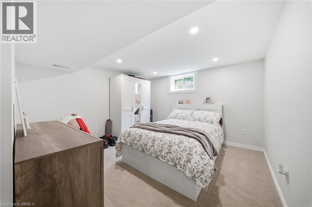 45 Wayne Drive, Brantford, Ontario  N3R 2Y8 - Photo 24 - 40856465