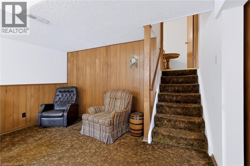 35 Burrwood Drive, Hamilton, Ontario  L9C 3S9 - Photo 25 - 40854534