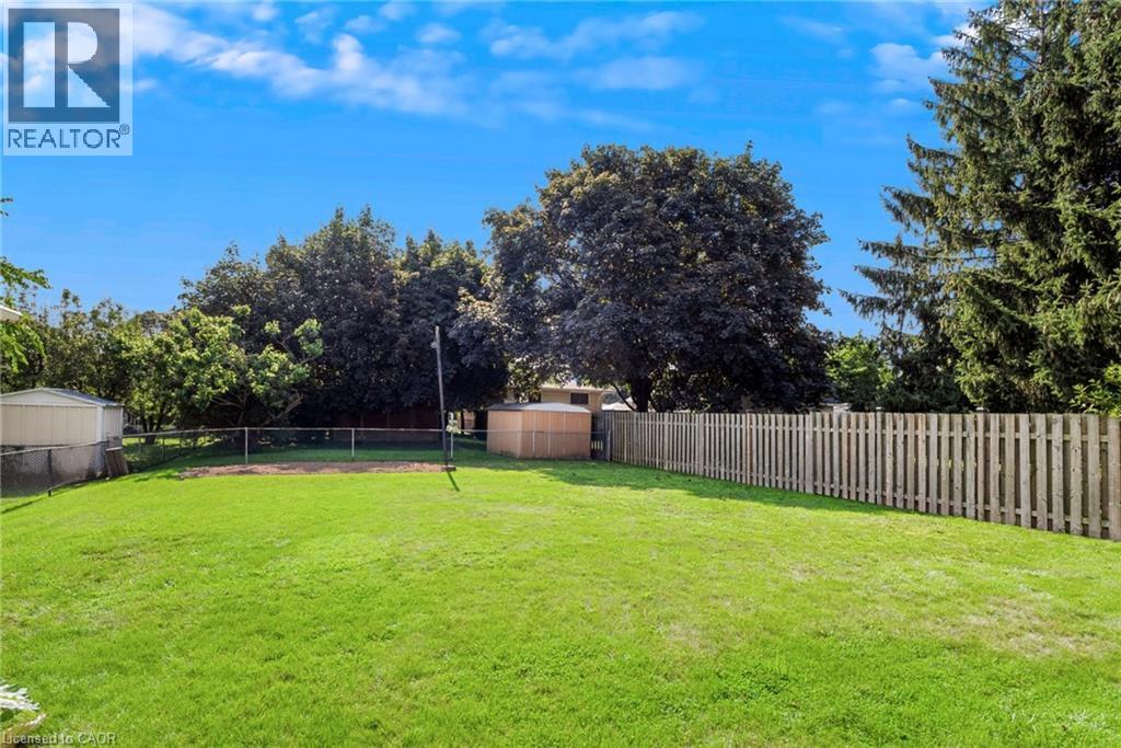 35 Burrwood Drive, Hamilton, Ontario  L9C 3S9 - Photo 44 - 40854534