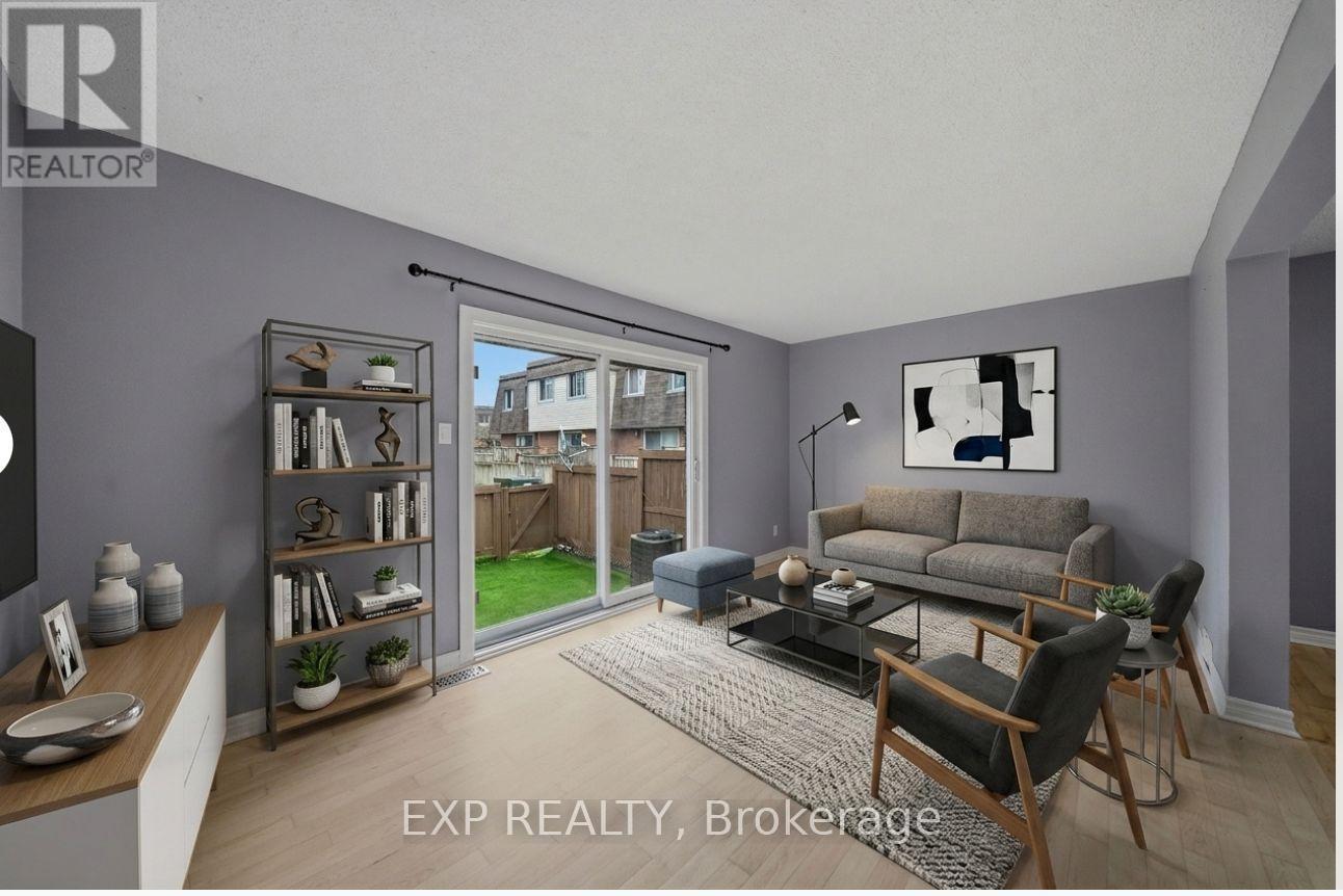 1713 Heatherington Road, Ottawa, Ontario  K1V 8T8 - Photo 4 - X13699750
