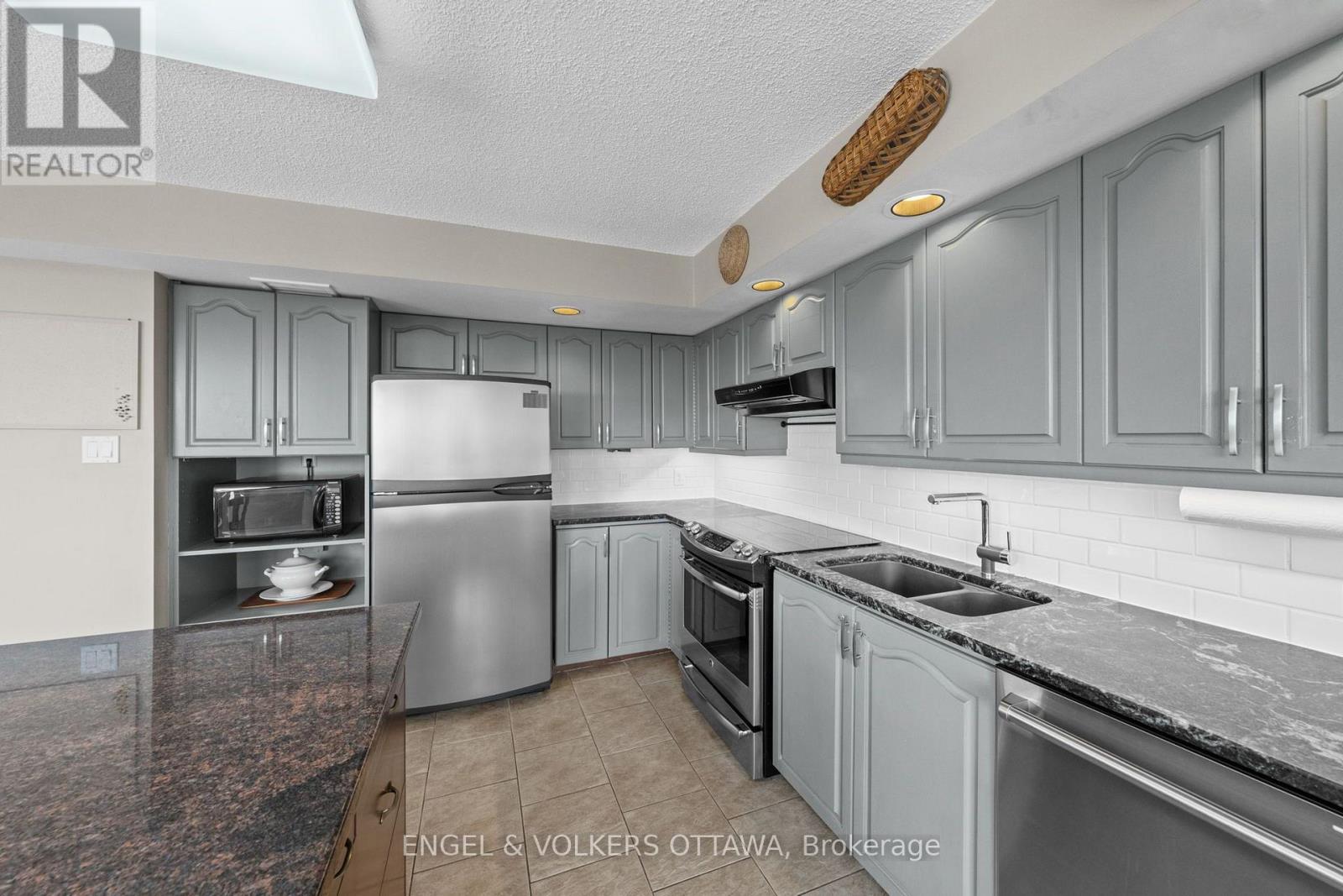 801 - 555 Wilbrod Street, Ottawa, Ontario  K1N 5R4 - Photo 12 - X13699808
