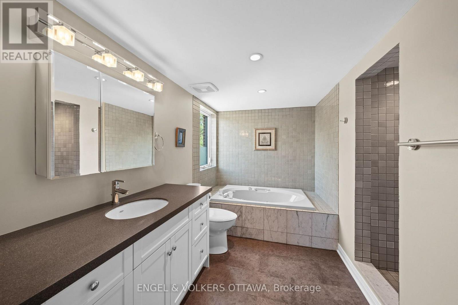 801 - 555 Wilbrod Street, Ottawa, Ontario  K1N 5R4 - Photo 27 - X13699808