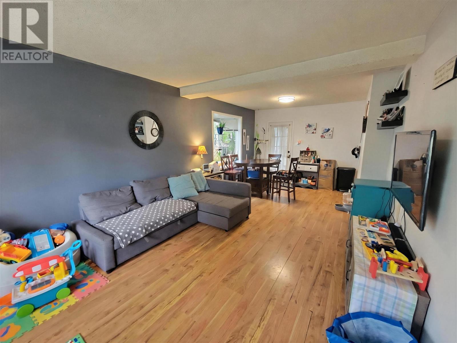 1032 Third St E, Fort Frances, Ontario  P9A 1S4 - Photo 4 - TB2602448