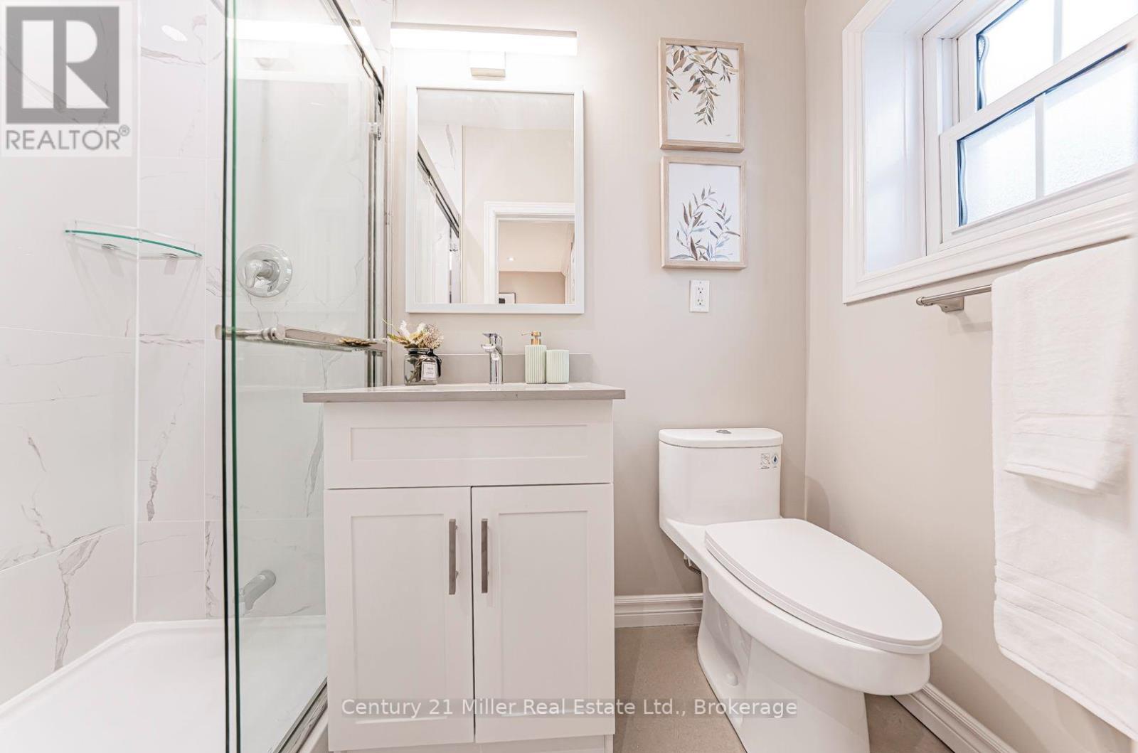 First Floor - 889 Avenue Road, Toronto, Ontario  M5P 2K7 - Photo 14 - C13699834
