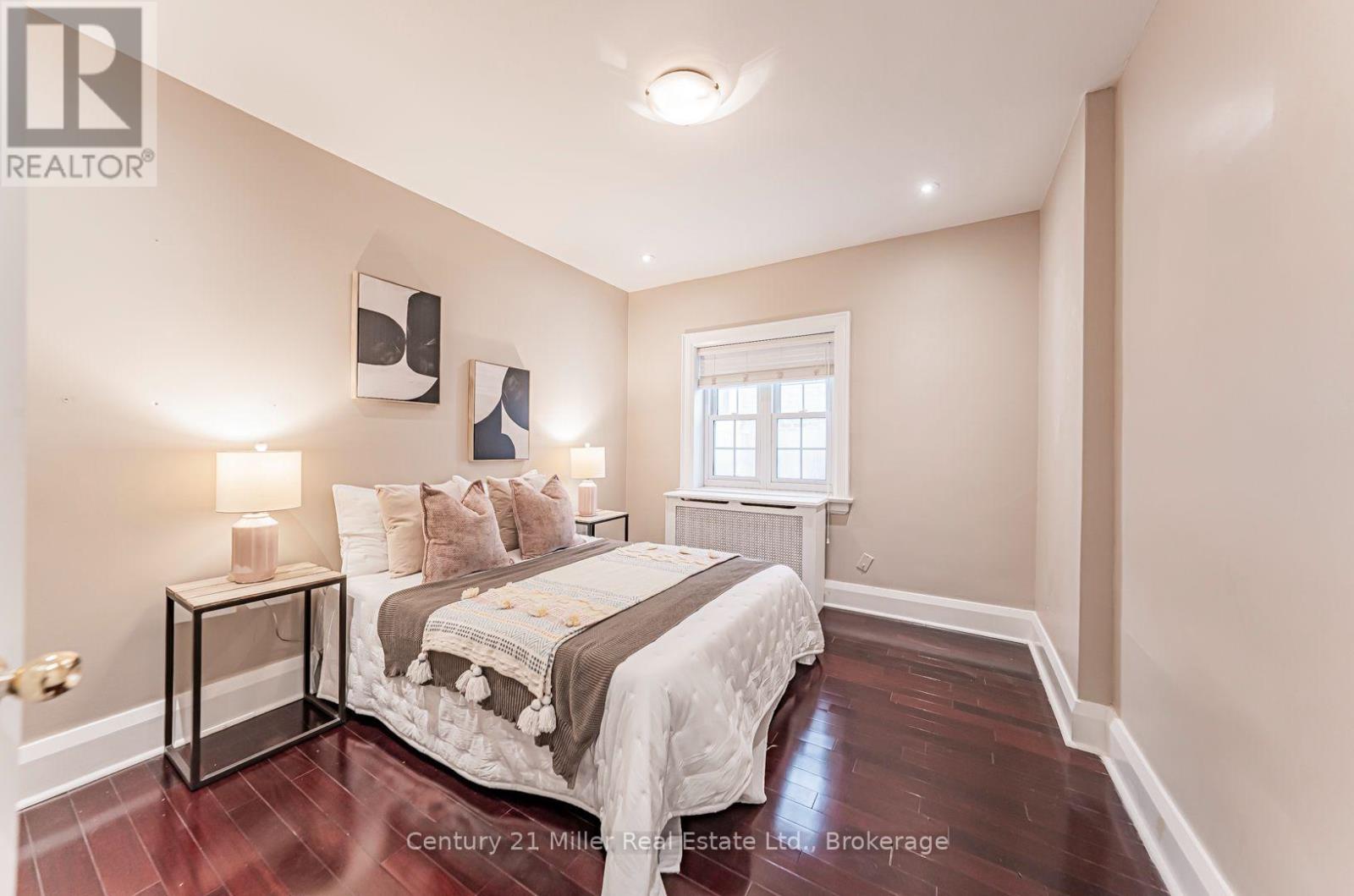 First Floor - 889 Avenue Road, Toronto, Ontario  M5P 2K7 - Photo 16 - C13699834