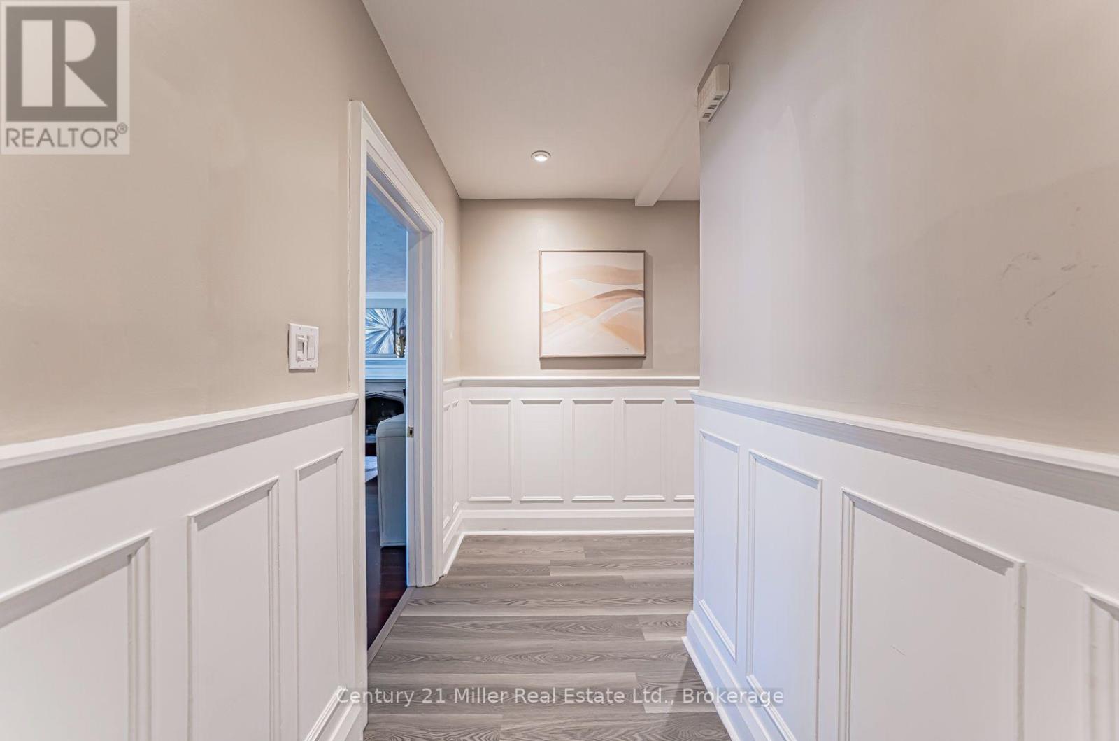 First Floor - 889 Avenue Road, Toronto, Ontario  M5P 2K7 - Photo 2 - C13699834