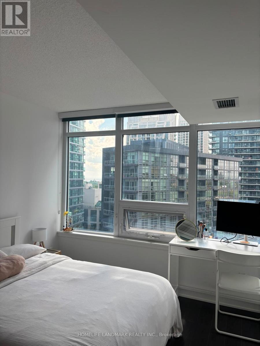 1616 - 19 Bathurst Street, Toronto, Ontario  M5V 0N2 - Photo 7 - C13699760