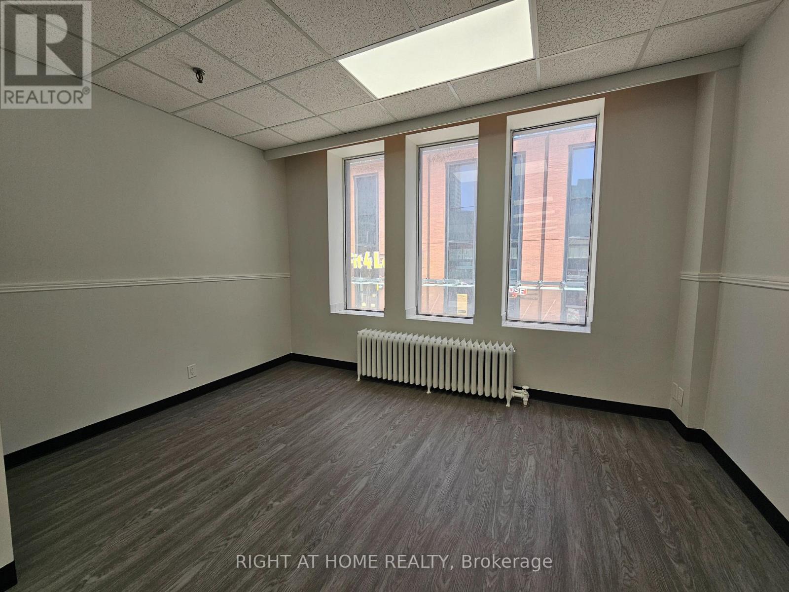 2 - 516 Yonge Street, Toronto, Ontario  M4Y 1X9 - Photo 11 - C13699780