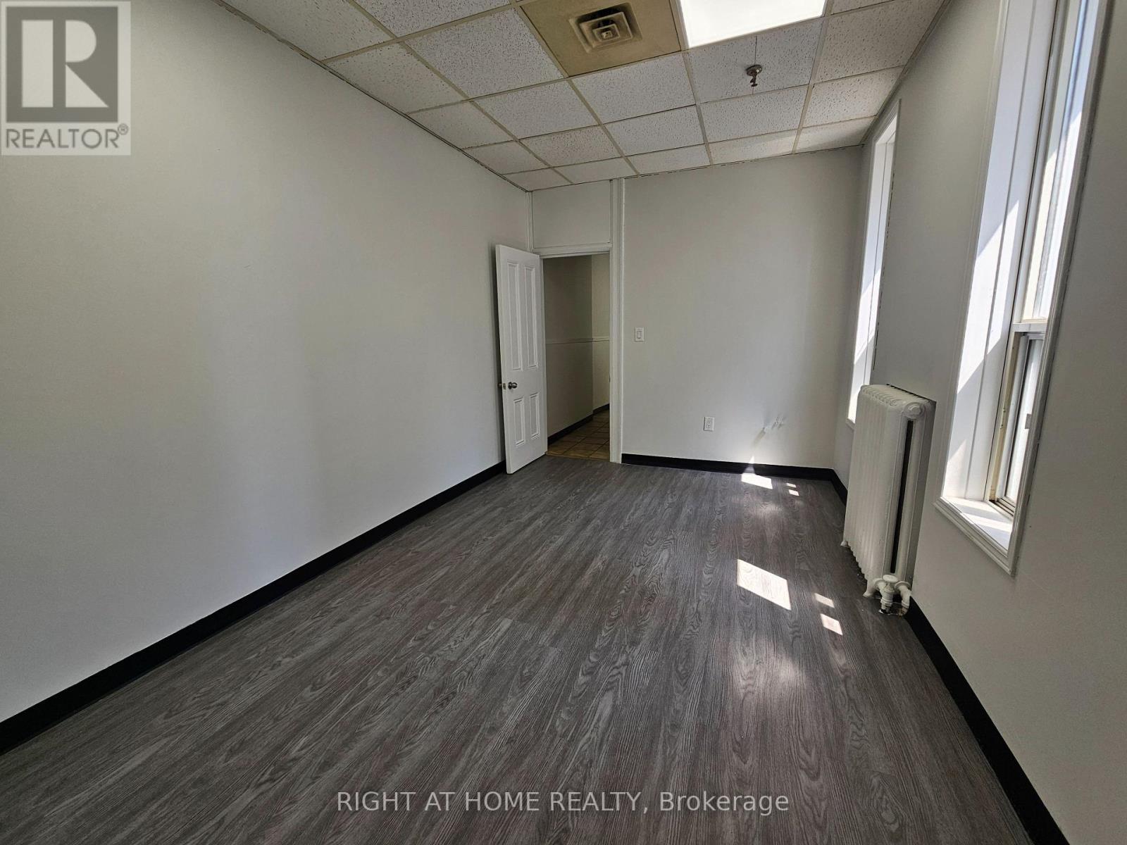 2 - 516 Yonge Street, Toronto, Ontario  M4Y 1X9 - Photo 19 - C13699780