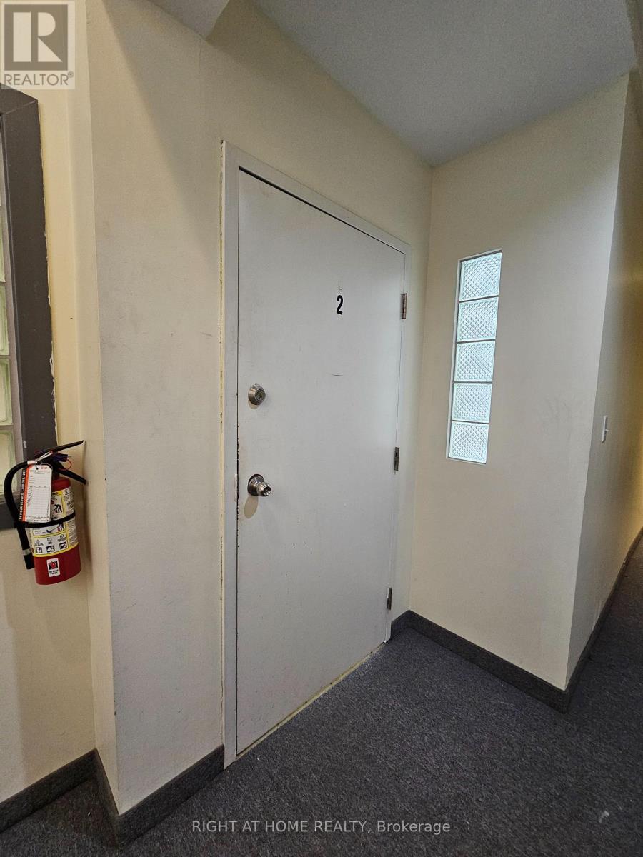 2 - 516 Yonge Street, Toronto, Ontario  M4Y 1X9 - Photo 24 - C13699780