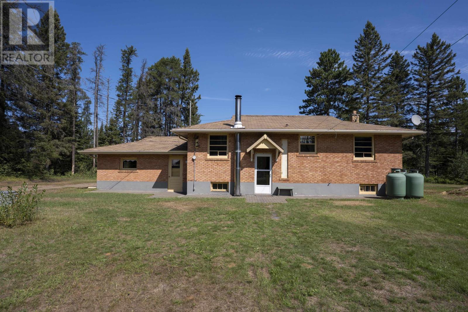 4137 Arthur St, Thunder Bay, Ontario  P7K 0H7 - Photo 21 - TB2602449