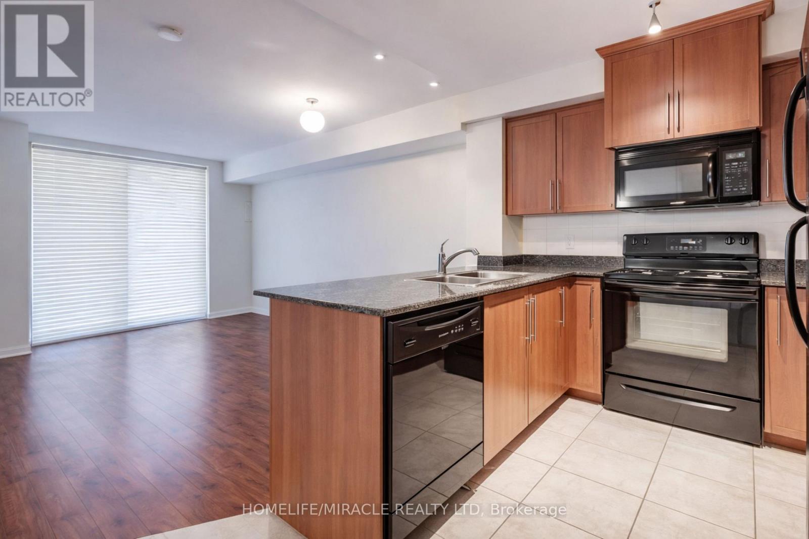 5k - 8 Rosebank Drive, Toronto, Ontario M1B 5Z3 - Photo 5 - E13699822