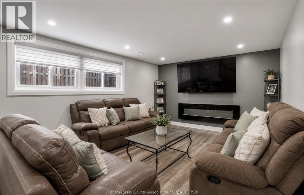 9335 Esplanade, Windsor, Ontario  N8R 1J3 - Photo 10 - 26020099