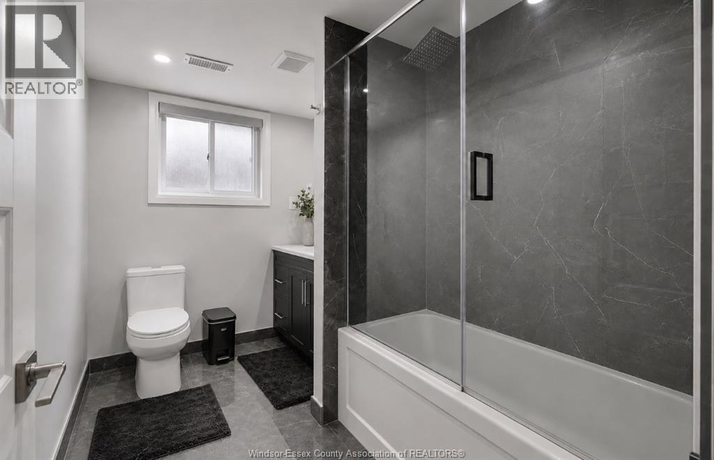 9335 Esplanade, Windsor, Ontario  N8R 1J3 - Photo 11 - 26020099