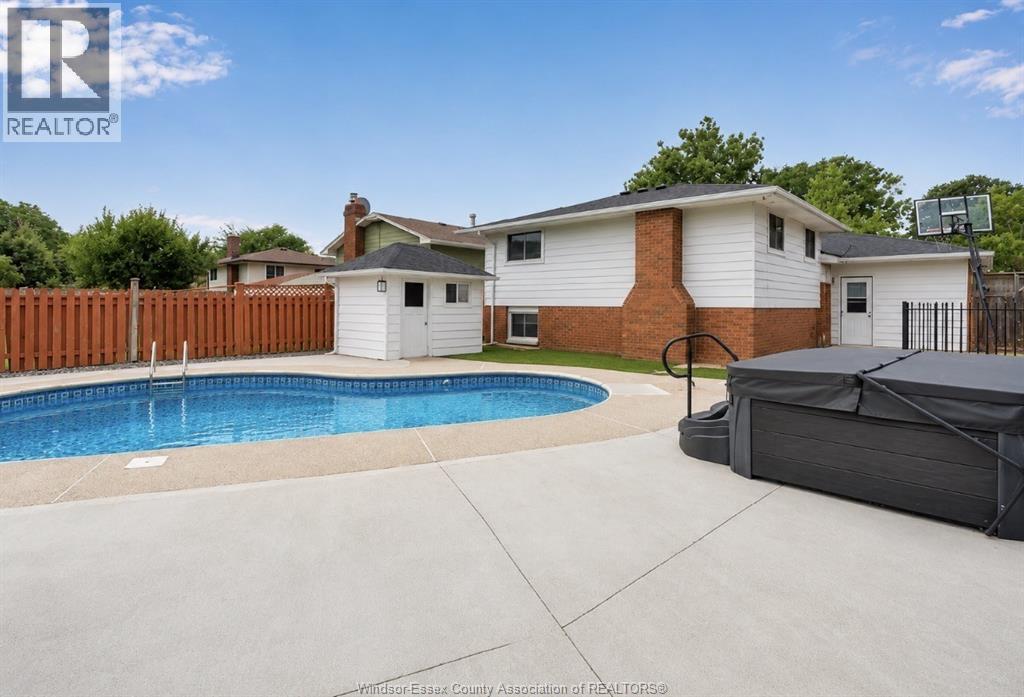 9335 Esplanade, Windsor, Ontario  N8R 1J3 - Photo 17 - 26020099