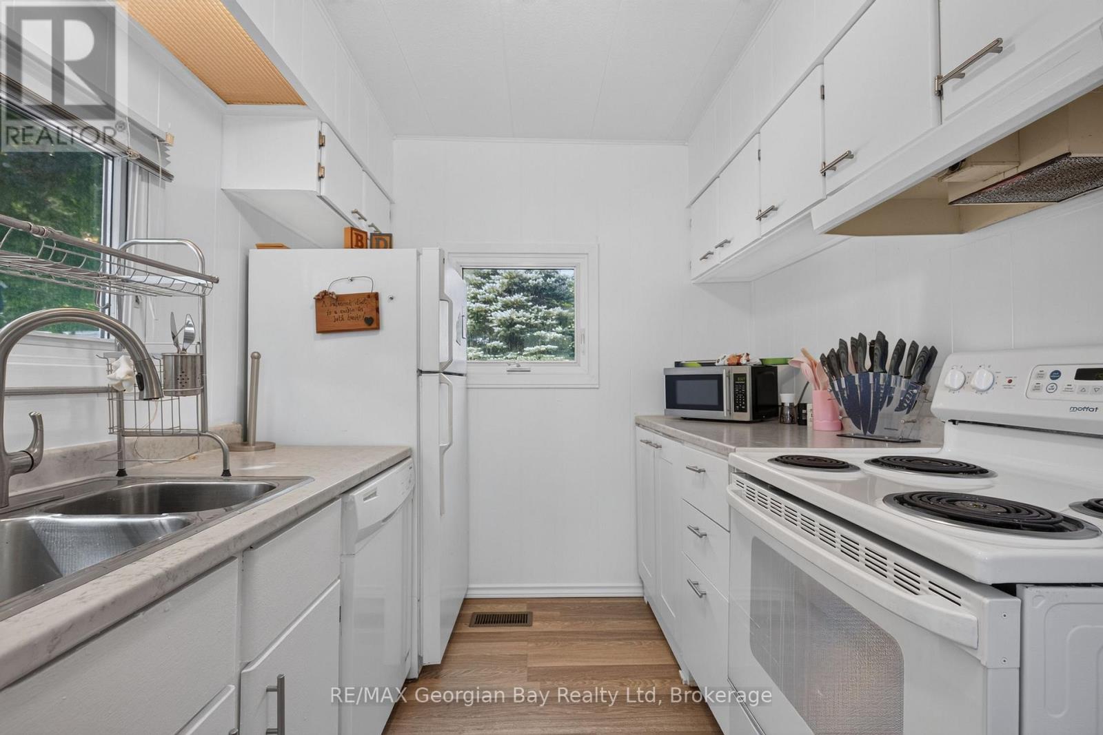 33 - 525 Midland Point Road, Midland, Ontario  L4R 5G9 - Photo 10 - S13699776