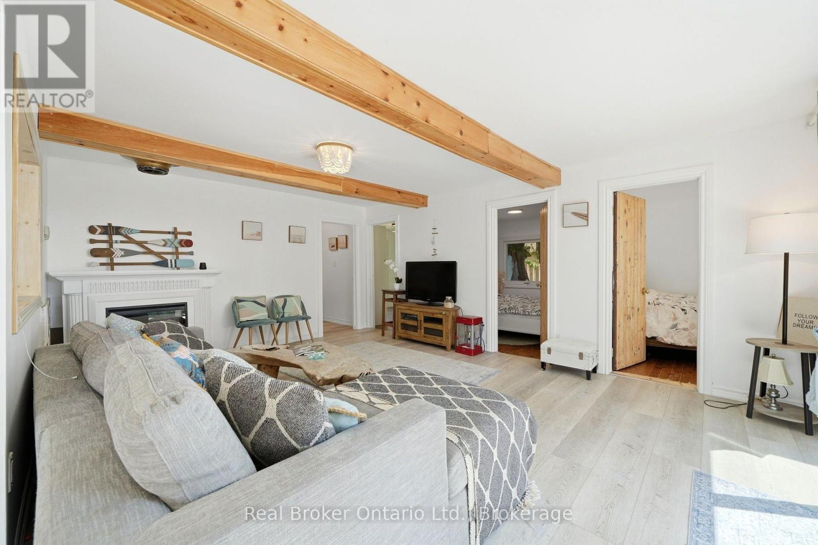 7 Oliver Drive, Tiny, Ontario  L0L 2J0 - Photo 16 - S13699828