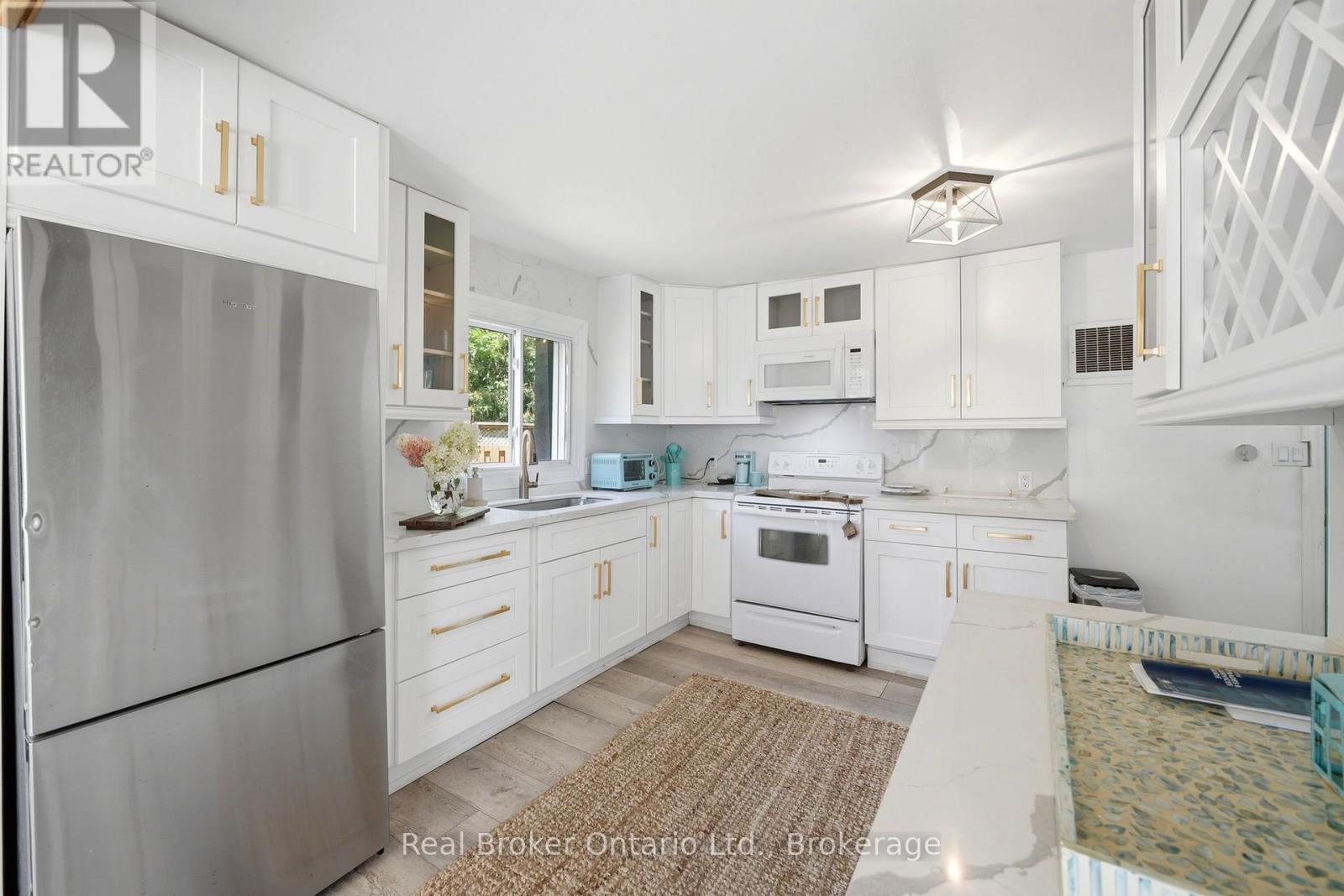 7 Oliver Drive, Tiny, Ontario  L0L 2J0 - Photo 21 - S13699828