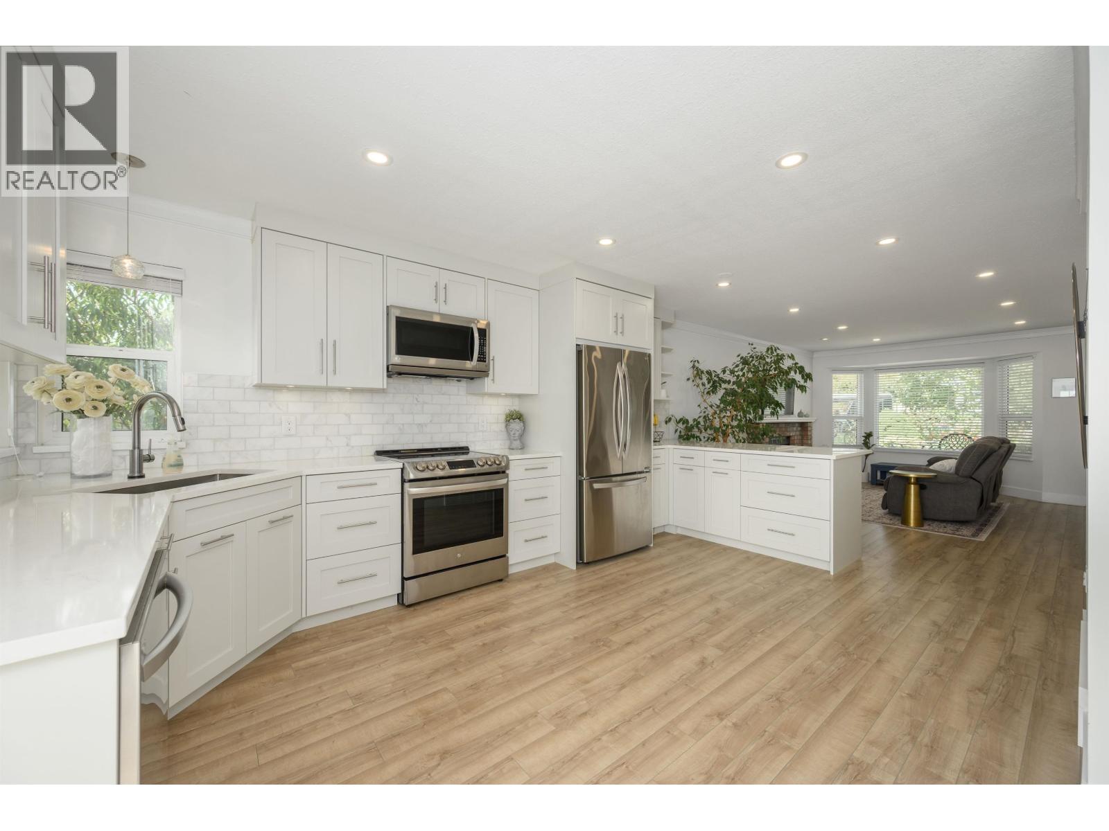 23043 Olund Crescent, Maple Ridge, British Columbia  V2X 0E8 - Photo 12 - R3157802