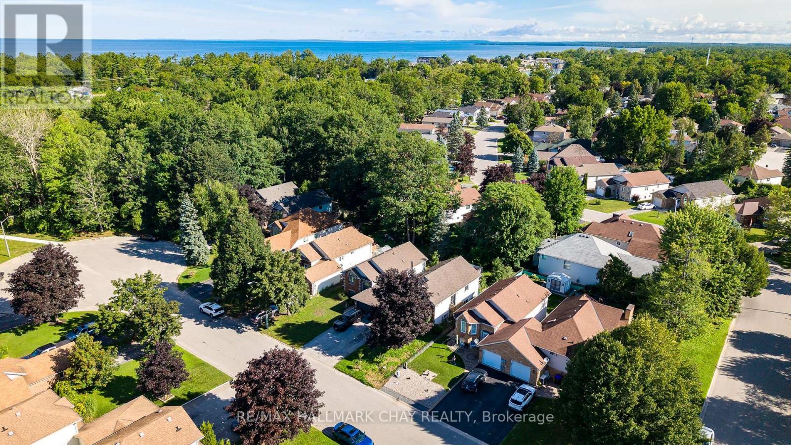 5 Goldsmith Place, Wasaga Beach, Ontario  L9Z 1E4 - Photo 5 - S13699754