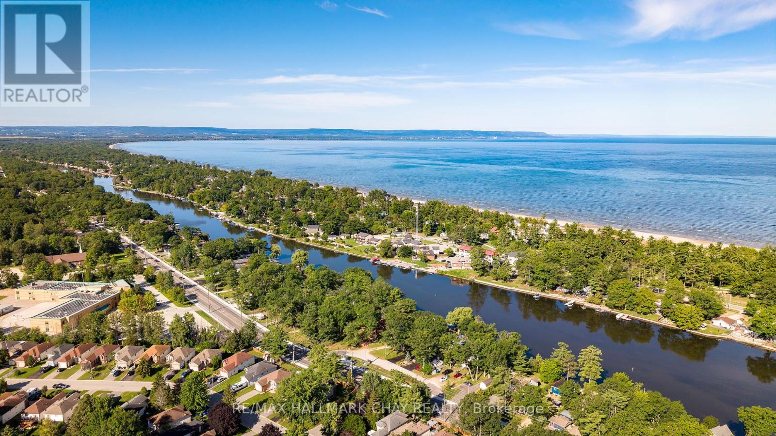 5 Goldsmith Place, Wasaga Beach, Ontario  L9Z 1E4 - Photo 6 - S13699754